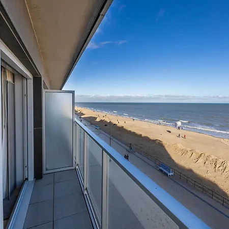 With Terrace And Sea View アパート *